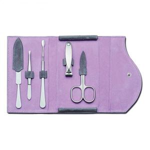 Kit de manicura y pedicura de calidad profesional para uso en salones de belleza masculinos de diferentes tipos. - Product Image 1