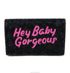 Pochette perlée Hey Baby motif géométrique noir broderie mode taille personnalisée sangle à bandoulière soirée mariée mariage - Product Image 4
