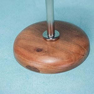 Portavelas Moderno de Vidrio con Base de Madera y Soporte Metálico, Linterna Decorativa para Mesa - Product Image 4
