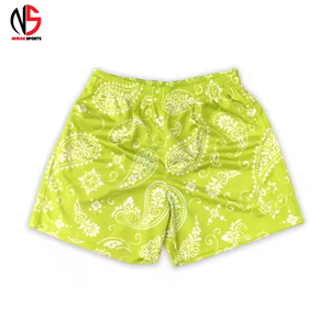 Shorts de sport pour homme, tendance, respirants, extensibles, séchage rapide, en toile, taille haute, logo personnalisé sur le devant, pour la course à pied et la gym chez NURAK - Product Image 1