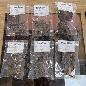 Chips de Oud al por Mayor, Precio al por Mayor, Fragancia Natural de Primera Calidad, Incienso de Agarwood Apari en Oferta - Product Image 1