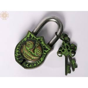 Fait à la main 4 pouces en laiton Sun Face Lock Unique Home Decor Item from India - Product Image 2