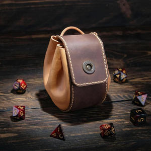 Bolsa de dados de cuero hecha a mano con cierre de cordón para juegos de mesa Dnd, bolsa de almacenamiento para dados poliédricos de 7 piezas - Product Image 2