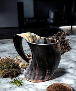 Mug en corne de style américain fait main avec bordure en laiton, écologique et durable, marque F S INTERNATIONAL, pour les fêtes, poignée incluse - Product Image 1