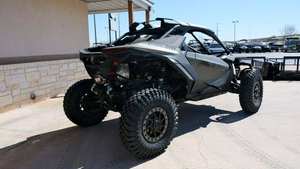 Véhicule utilitaire tout-terrain haute performance Maverick R X RC 999T D CT UTV 4 temps manuel 2 roues motrices 4 roues motrices - Product Image 5