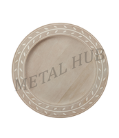 Assiette de présentation à motif de feuilles, finition texture sable naturel, ronde, décorative pour la mise en scène de table et la décoration de repas