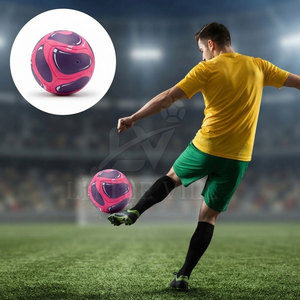 Ballon de football thermocollé de qualité supérieure, léger et confortable pour l'entraînement et les matchs, idéal pour les jeux en extérieur et les équipes de football. - Product Image 6
