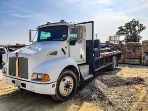 Camion tracteur puissant à 10 roues, 6x4, diesel, pour le transport de conteneurs lourds et la logistique maritime - Product Image 5