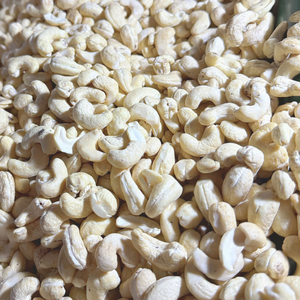 Ventes Flash : Noix de Cajou de Haute Qualité en Gros W180, Noix de Cajou Bio en Gros Santigo, Vietnam OEM, ODM - Product Image 1