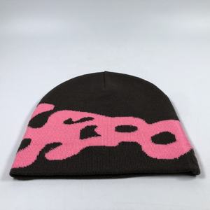 Gorros de Invierno Unisex Coloridos y Cálidos con Diseño Jacquard Rosa, Personalizables con Logotipo, sin Borde, en Negro, Venta al Por Mayor OEM - Product Image 3