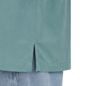 Camisa Casual de Verano para Hombre, Color Verde Mar, Cuello Campana, Pliegues Verticales, Manga Corta, Botones, Personalizable con Logotipo, Fabricante OEM - Product Image 6