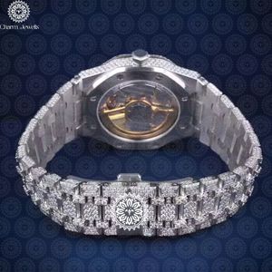 Charm Jewells Montre de luxe pour femme en acier inoxydable, boîtier tonneau de 38 mm, lunette sertie de diamants, quartz analogique, fermoir pliant - Product Image 6