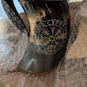 Chope à bière artisanale vintage en corne de buffle, authentique mug de Viking, tasse en corne médiévale portable et étanche pour les fêtes - Product Image 6