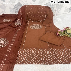 Collection de Kurti-Dupatta longue coupe A en coton de haute qualité 60-60 avec imprimé Bandhej et ensemble pantalon pour femme - Exportateur de mode - Product Image 1