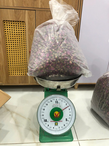 Bourgeons de roses séchées naturelles de qualité supérieure pour tisanes – Pétales de roses rouges séchés biologiques, style naturel, haute teneur en arôme, qualité alimentaire, vente en gros - Product Image 3