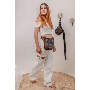 Riñonera OEM Steampunk Retro de piel auténtica para exteriores para chica, riñonera deportiva para teléfono móvil, riñonera de piel auténtica para mujer - Product Image 1