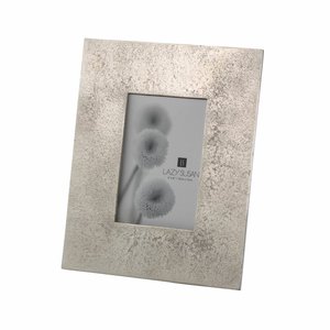 Handcrafted Luxury Iron <b>Picture</b> <b>Frame</b> with Artistic Metalwork for Contemporary Home Decor - Product Image 2