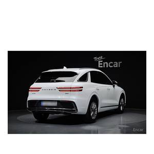 Genesis GV70 2.5T Gasolina AWD Modelo Junio 2024 con 20,671 km, Caja de Cambios Automática, Asientos de Cuero, Cámara Trasera, Volante a la Izquierda - Product Image 2