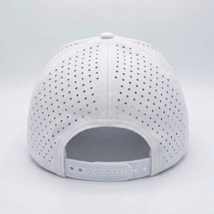 Gorra de golf personalizada de alto rendimiento con perforaciones láser, parche de goma 3D, etiqueta privada OEM, panel frontal deportivo para playa - Product Image 5