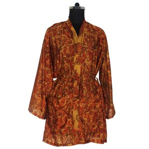 KS009 Kimono vintage en soie à manches courtes, style sari, robe courte bohème, robe de demoiselle d'honneur vintage - Product Image 3