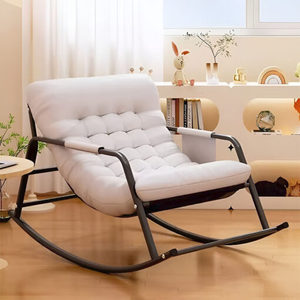 Silla Mecedora Minimalista con Base Metálica Curva y Cojín Acolchado, Mueble para Interiores, Patio y Espacios de Estar - Product Image 2