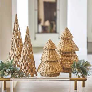 Ensemble d'arbres de Noël en jacinthe d'eau tressée, faits à la main, et autres fournitures de fêtes pour la décoration intérieure - Product Image 3