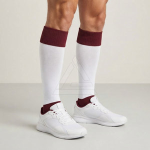 Chaussettes de sport personnalisées pour le cricket, respirantes, anti-humidité, pour la performance des équipes, avec coussinets pour le pied - Product Image 2