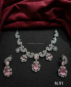 Diseño multicapa diamante americano plateado hoja forma diamante conjunto de joyería con pendiente a juego collar conjunto Mujer y Niña - Product Image 1