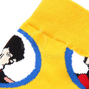 Calcetines Casuales Esenciales para el Estilo de Vida, de Algodón, Transpirables, Ligeros, de Secado Rápido, Tejido Cómodo, Ajuste Relajado, Unisex, para Uso Diario - Product Image 5