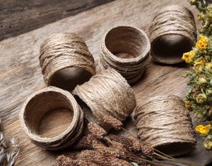 Anneaux de serviette de table en jute pour mariage - Product Image 2