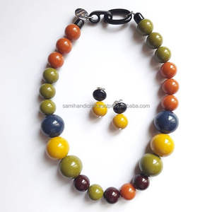 Collar de Cuentas de Resina, Joyería Multicolor de Moda, Collar de Resina Hecho a Mano con un Aspecto Atractivo - Product Image 1