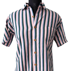 Camisa de algodón a rayas con estampado a mano |   Camisa Verde y Blanca con Botones |   Camisa Unisex Hecha a Mano por Artesanos |   Top de Moda Sostenible - Product Image 1