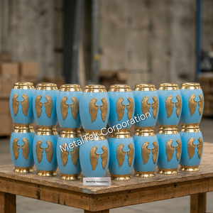 Urna Funeraria de Latón Azul Cielo con Alas de Ángel Doradas, Tallada a Mano, Recuerdo Conmemorativo para Cenizas Humanas - Product Image 6