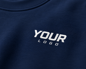 Sudadera Oversize de Cuello Redondo Unisex, Color Sólido, Logotipo Grabado, Minimalista, Tejida, Corte Regular, con Estampado Frontal - Product Image 2