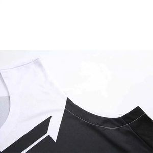 ชุดบาสเก็ตบอลดีไซน์โดดเด่น คุณภาพสูง สำหรับผู้ชาย แห้งเร็ว ขายส่ง ชุดกีฬาบาสเก็ตบอล - Product Image 4