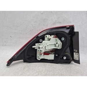 ไฟท้ายขวามือสอง S60 รุ่น 30796268 - Product Image 6