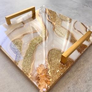 Plateau en résine époxy de luxe, fait main, décoratif, plateau de service personnalisé, décoration intérieure, cadeau - Product Image 1