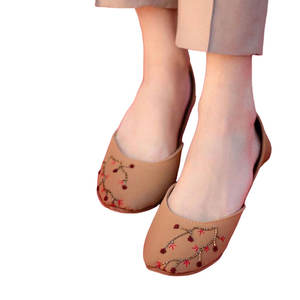 2026 Fabriqué au Pakistan, Khussa pour femmes de haute qualité, couleur et taille personnalisées, Khussa pour femmes - Product Image 1