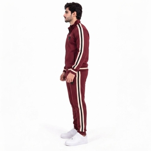 Conjunto Deportivo Premium para Hombre, Dos Piezas, Chaqueta y Pantalones, Diseño Cómodo y Transpirable, Ideal para OEM - Product Image 6