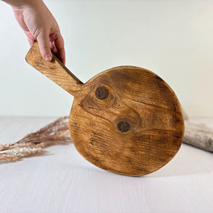 Planche à découper en chêne extra large de qualité supérieure avec poignée, en bois massif naturel, pour la cuisine, la restauration et la maison - Product Image 1