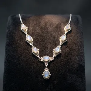 Collar de Plata de Ley 925 con Piedra Lunar Arcoíris, Joyería Artesanal con Gemas Naturales, Elegante Collar de Moda con Cadenas de Estilo Indio - Product Image 4