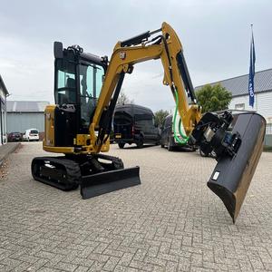Mini Excavadora de Alta Calidad CAT 302.7 CR, Compre Ahora, Venta al por Mayor de Excavadoras Pequeñas, Entrega Rápida Disponible - Product Image 3