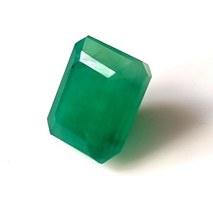 Esmeralda Zambiana Natural de 7.60 Quilates, Facetada, Corte Esmeralda, Piedra Preciosa Suelta - Product Image 3