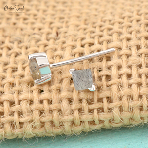 Pendientes de botón minimalistas cristianos geométricos de plata de ley 925 de alto brillo con labradorita de corte cuadrado de 3 mm y cierre a presión microchapado - Product Image 6