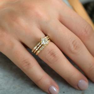 Women's 14K Gold Princess Cut Diamond Engagement <b>Ring</b> Classic Style IGI Certified - Product Image 4