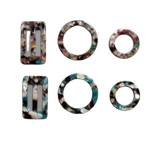 Anillos de Resina para Mujer, Acabado Liso, Hechos a Mano, Estilo Moderno y Elegante, Duraderos y Ecológicos, para Cinturones y Accesorios de Moda - Product Image 1