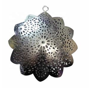 Diseño de Metal de alta calidad, decoración navideña colgante, nuevo diseño, artículo al por mayor 2025, producto estándar superior, artesanía india - Product Image 3