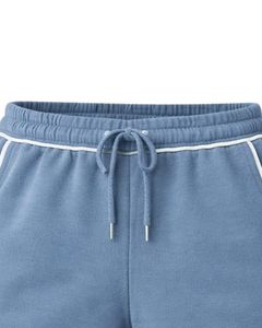 Shorts en molleton de coton personnalisés pour femme, bleu poussière avec contraste blanc, taille élastique, décontractés, pour l'été, le sport et la détente - Product Image 5
