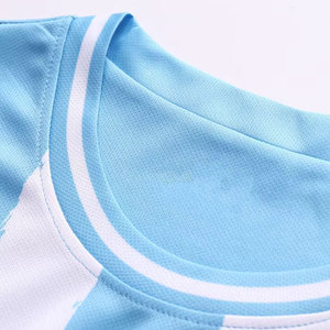 เสื้อฟุตบอลแห้งเร็ว ระบายอากาศได้ดี ดีไซน์ล่าสุด เนื้อผ้านุ่ม - Product Image 6