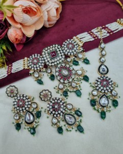 Elegant Kundan Pearl Strand Choker <b>Necklace</b> Set With Earrings And Mangtika Traditional Ethnic Festive Wear Jewellery Collections - Product Image 4
